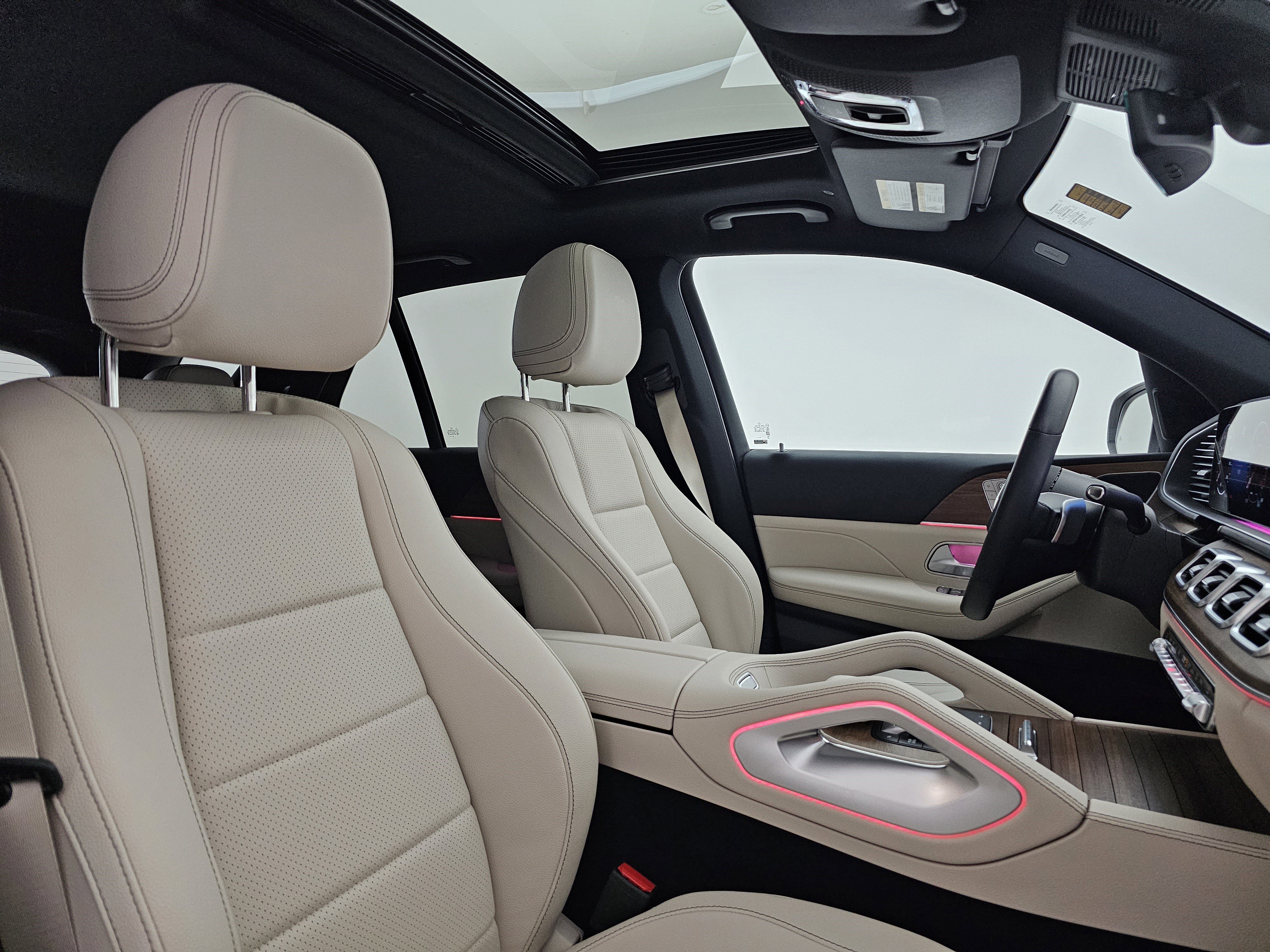 Used 2025 Mercedes-Benz GLE 450 4MATIC image 16