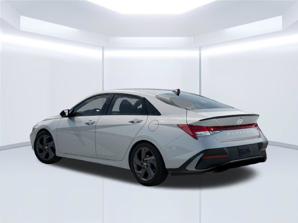New 2026 Hyundai Elantra Sport FWD image 5