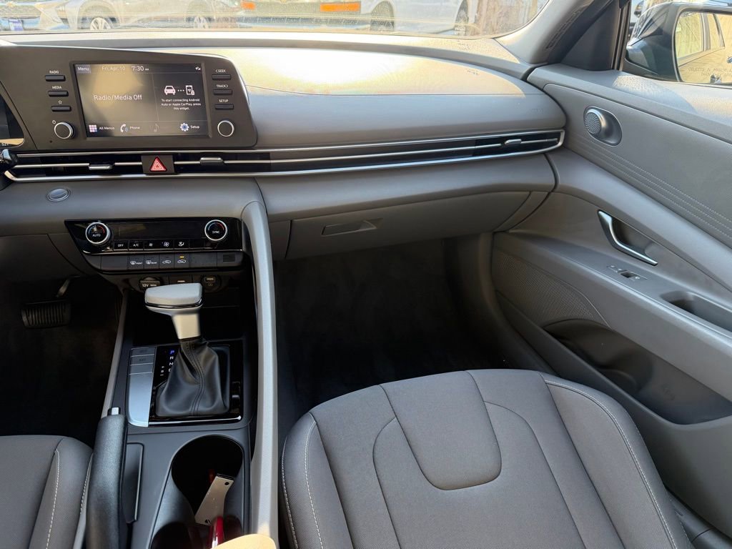 Certified 2023 Hyundai Elantra SEL image 21