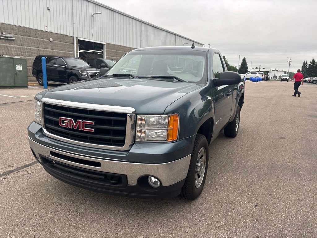 Used 2009 GMC Sierra 1500 W/T RWD image 3