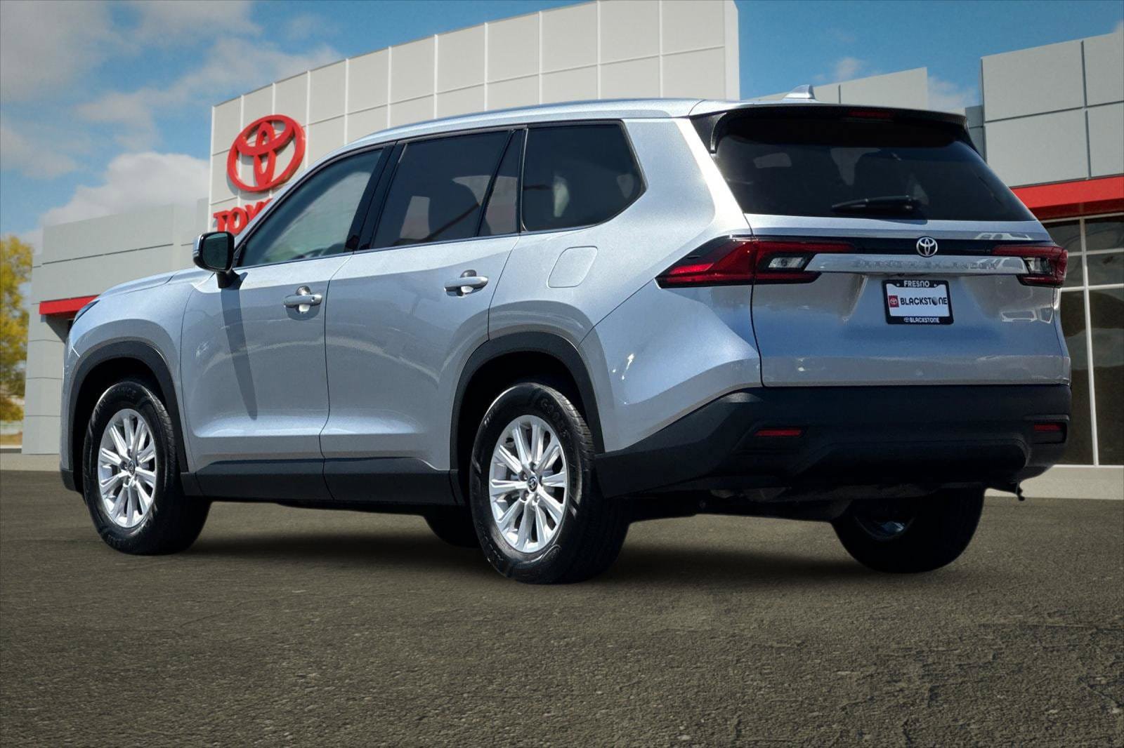 Certified 2025 Toyota Grand Highlander FWD image 5
