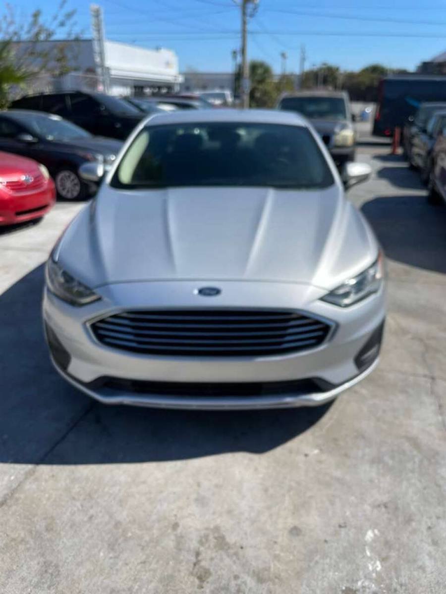 Used 2019 Ford Fusion SE