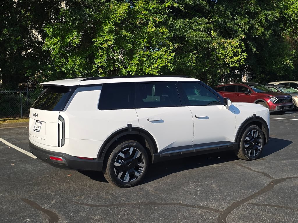 New 2027 Kia Telluride S FWD image 3