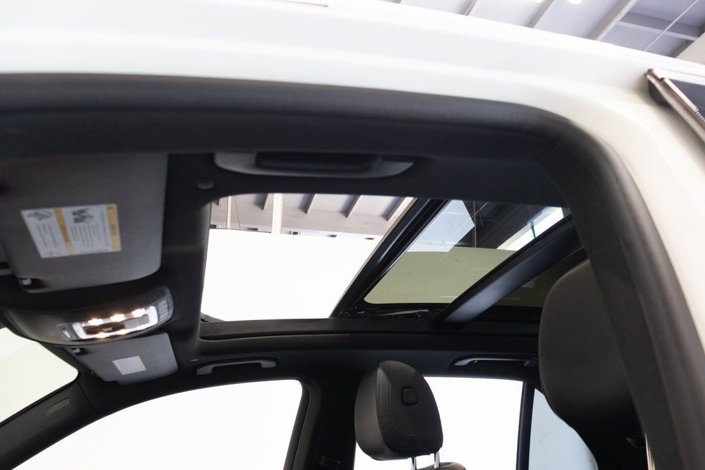 Used 2020 Mercedes-Benz GLE 350 4MATIC image 39