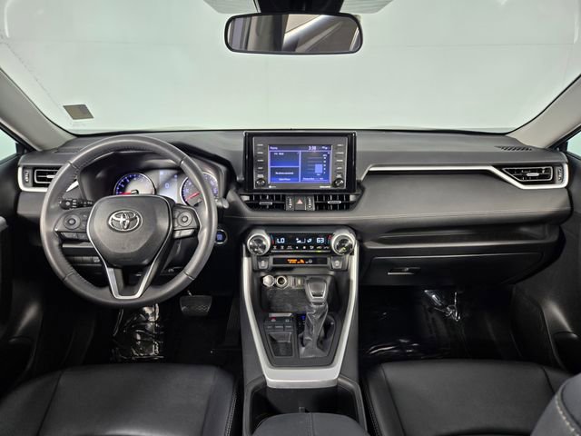 Used 2022 Toyota RAV4 XLE Premium FWD image 24