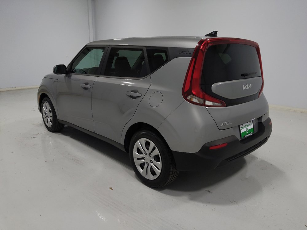 Used 2022 Kia Soul LX image 5