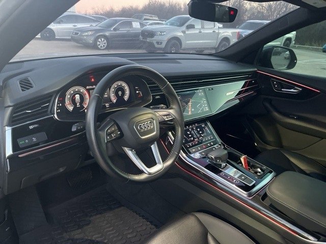 Used 2019 Audi Q8 Premium Plus w/ Premium Plus image 11