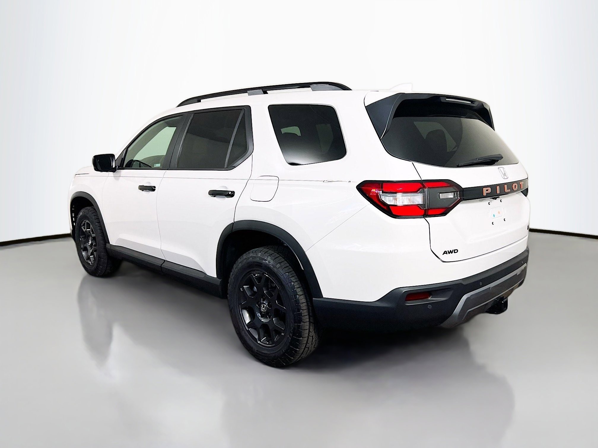 New 2026 Honda Pilot TrailSport image 5