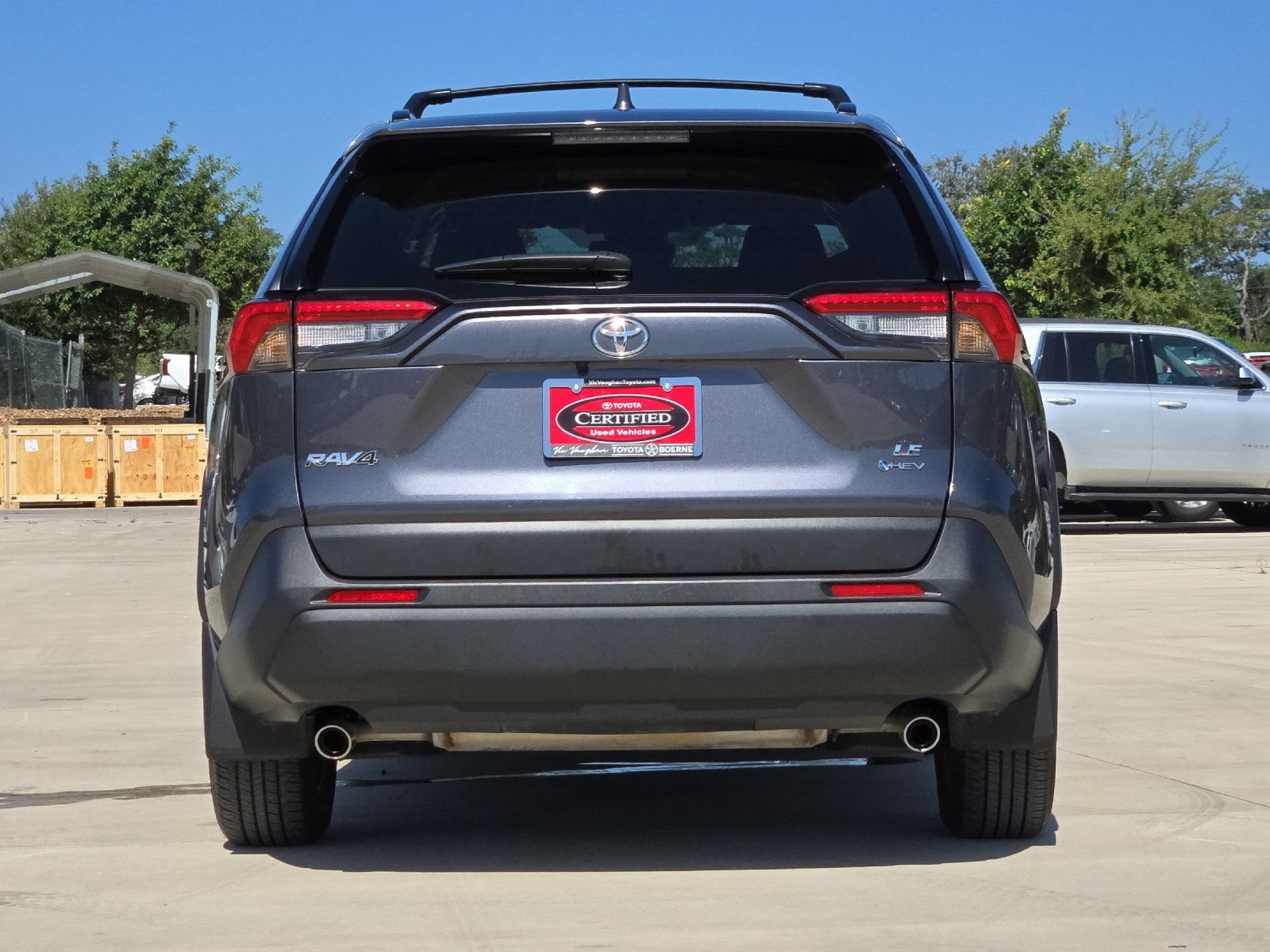 Certified 2025 Toyota RAV4 LE AWD/4WD image 4