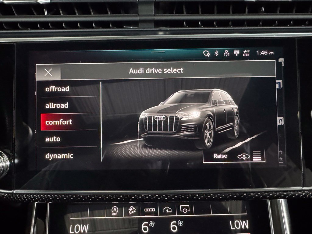Used 2022 Audi SQ7 Premium Plus w/ SQ7 Executive Package AWD/4WD image 36