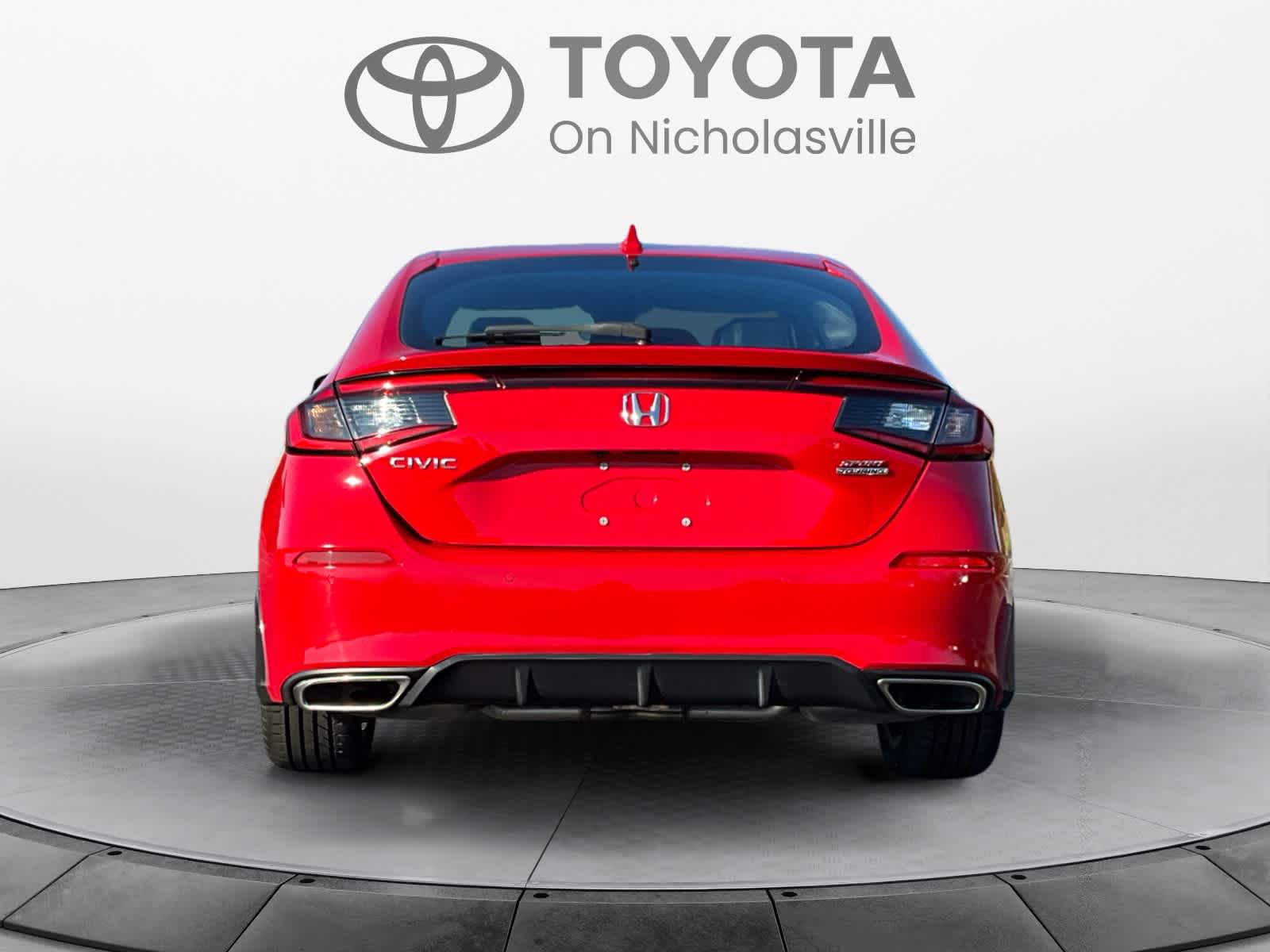 Used 2023 Honda Civic Sport Touring image 4