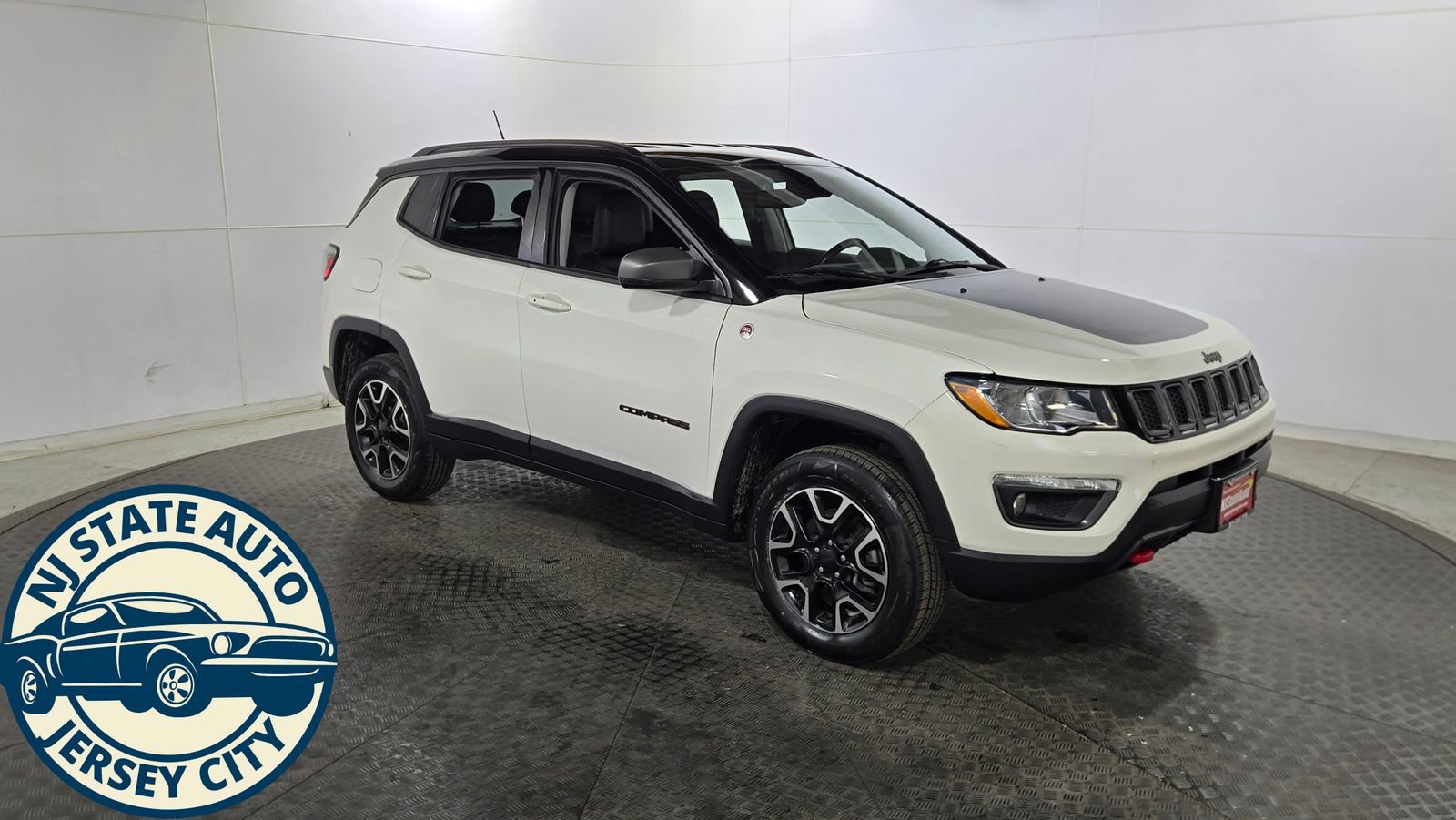 Used 2020 Jeep Compass Trailhawk AWD/4WD image 1