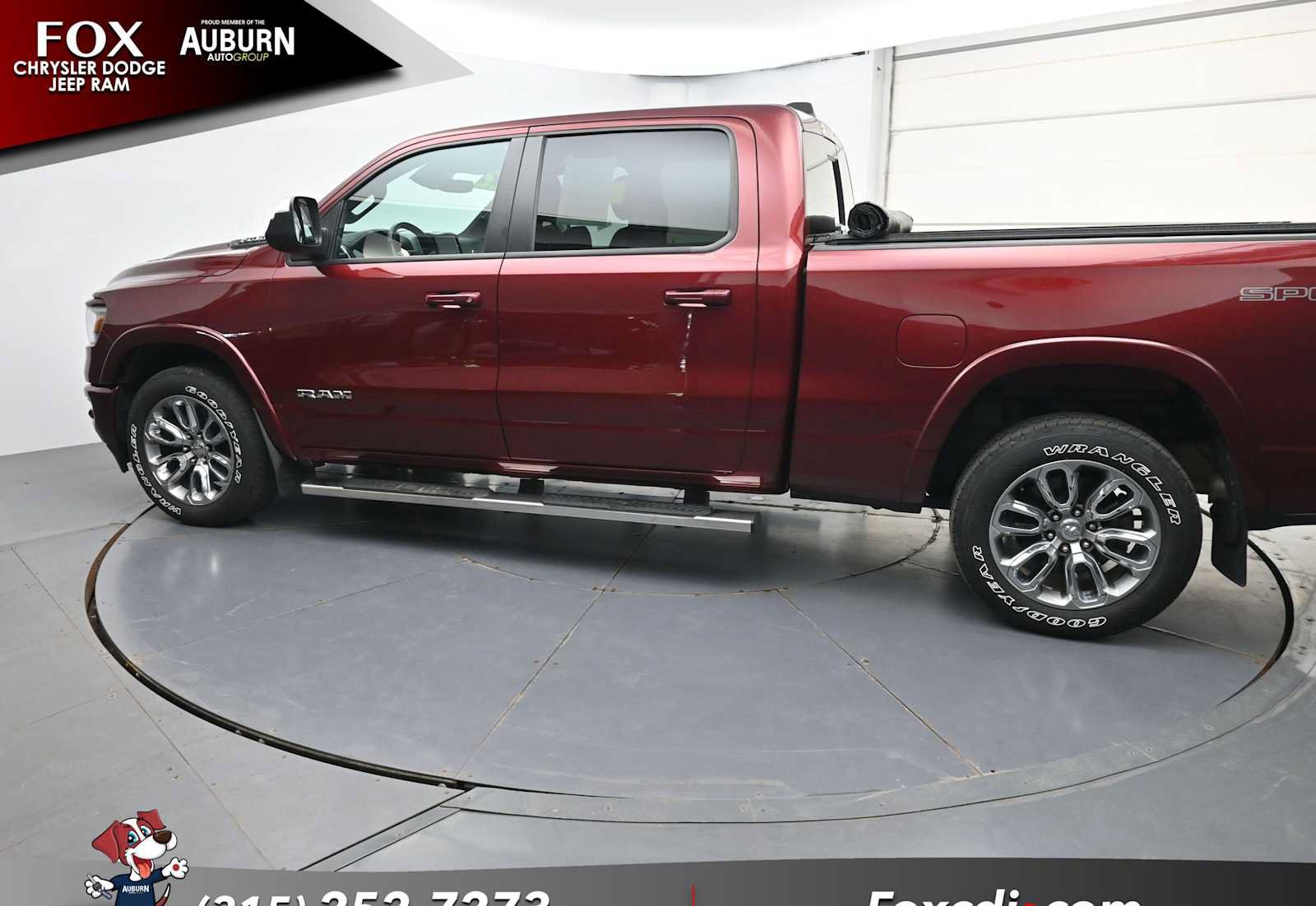 Used 2022 RAM 1500 Laramie w/ Sport Appearance Package AWD/4WD image 18