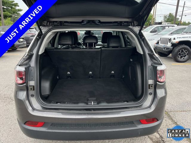 Used 2022 Jeep Compass Limited w/ Sun and Sound Group AWD/4WD image 12