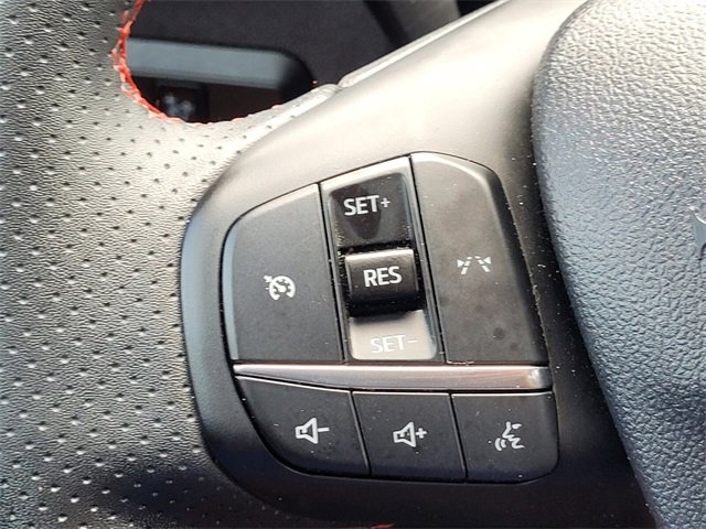 Used 2024 Ford Escape ST-Line image 26