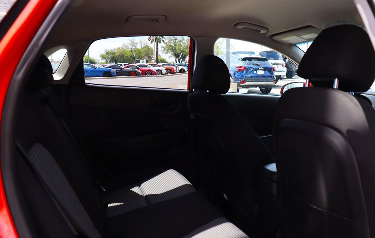Used 2019 Hyundai Kona SEL w/ Cargo Package FWD image 28