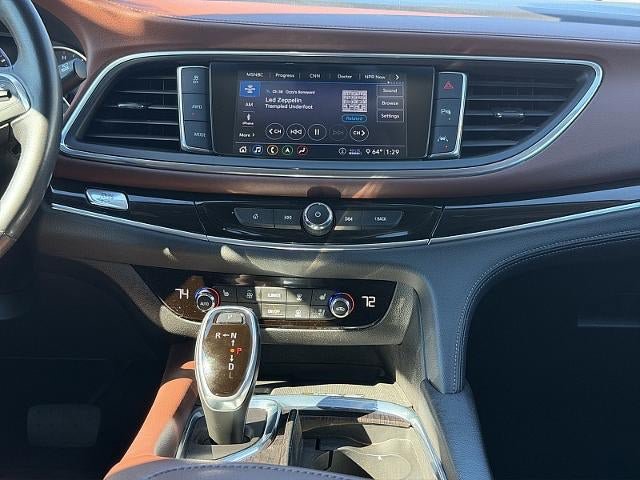 Used 2020 Buick Enclave Avenir w/ Avenir Technology Package AWD/4WD image 22