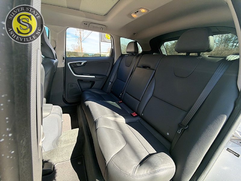 Used 2015 Volvo XC60 T5 Premier FWD image 14
