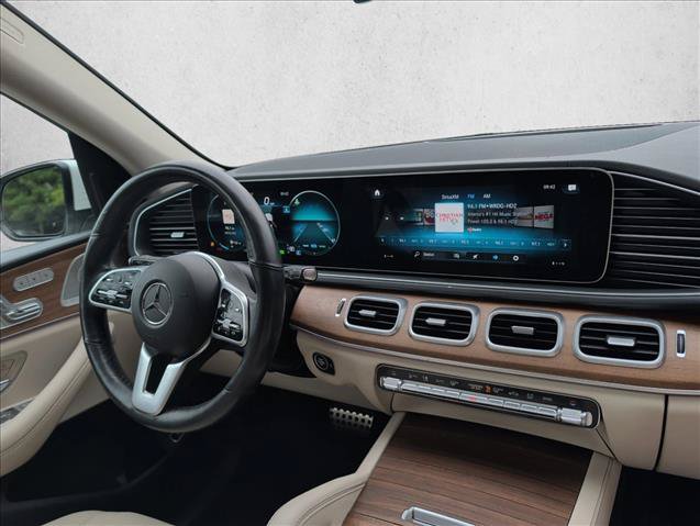 Certified 2023 Mercedes-Benz GLS 450 4MATIC image 28