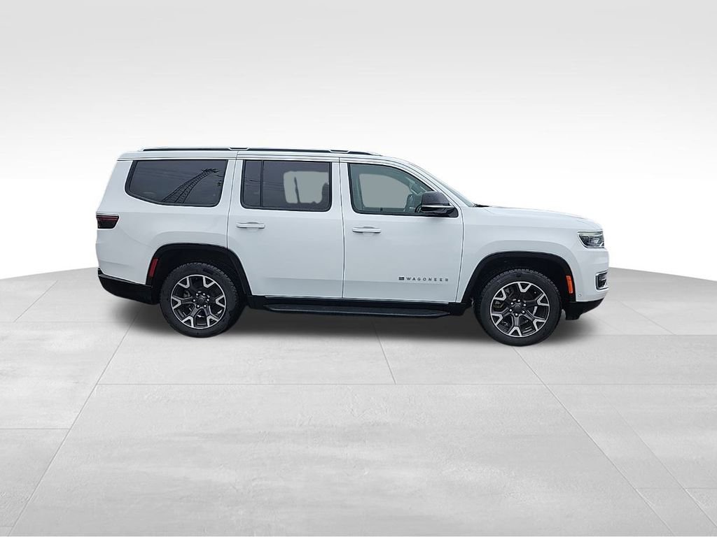 Used 2023 Jeep Wagoneer Series III w/ Preferred Equipment Group image 13