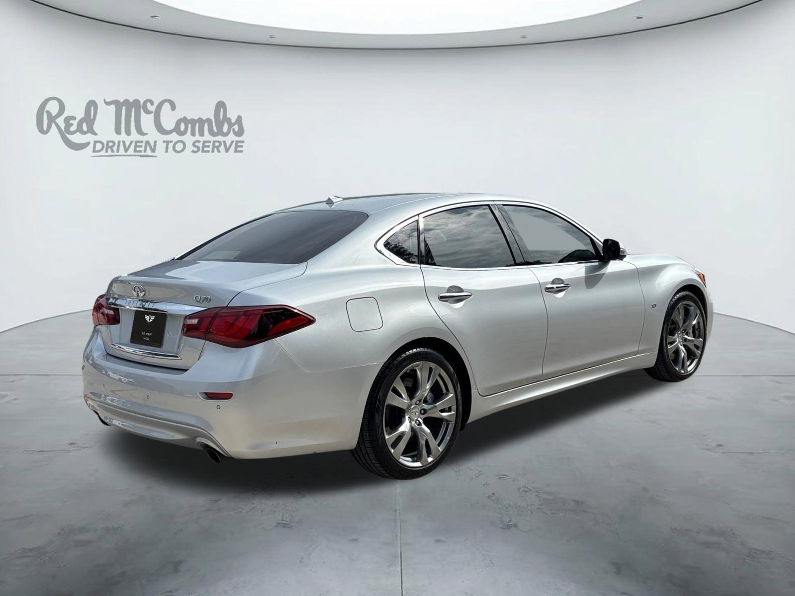 Used 2015 INFINITI Q70 3.7 w/ Deluxe Touring Package RWD image 5
