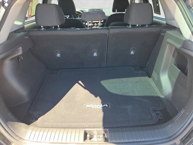 Used 2022 Hyundai Kona SE FWD image 6