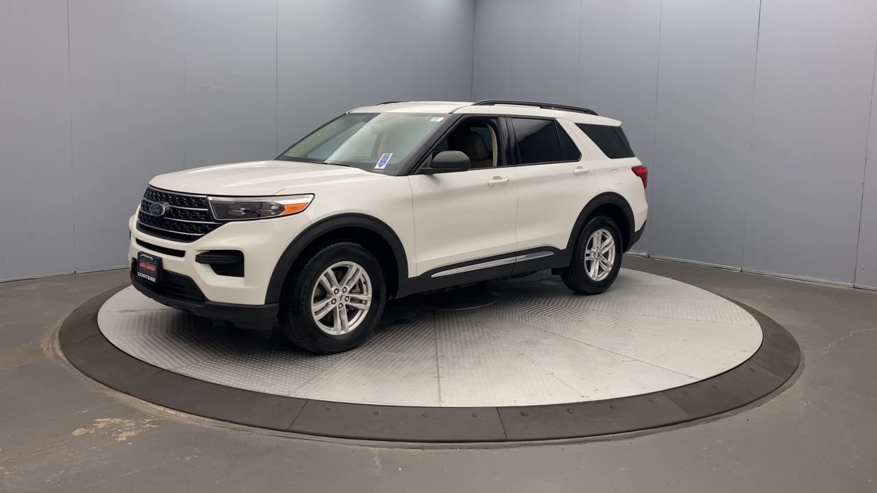 Used 2020 Ford Explorer XLT w/ Comfort Package AWD/4WD image 9