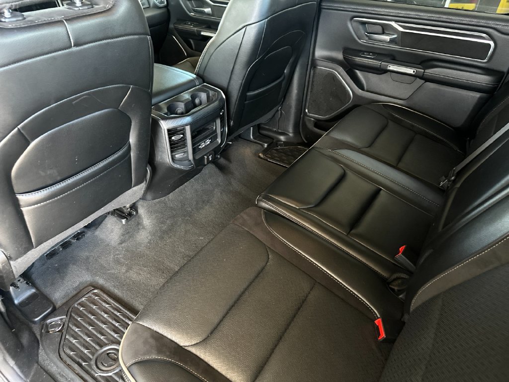 Used 2024 RAM 1500 Laramie RWD image 11