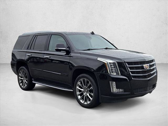 Used 2020 Cadillac Escalade Premium Luxury w/ Escalade Sport Edition AWD/4WD image 3
