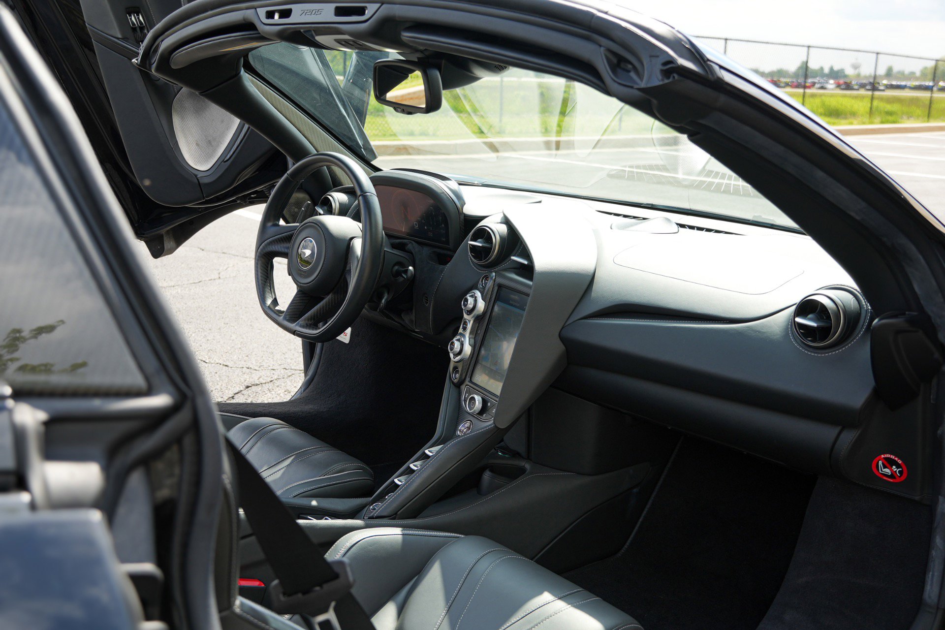 Used 2020 McLaren 720S Luxury RWD image 25