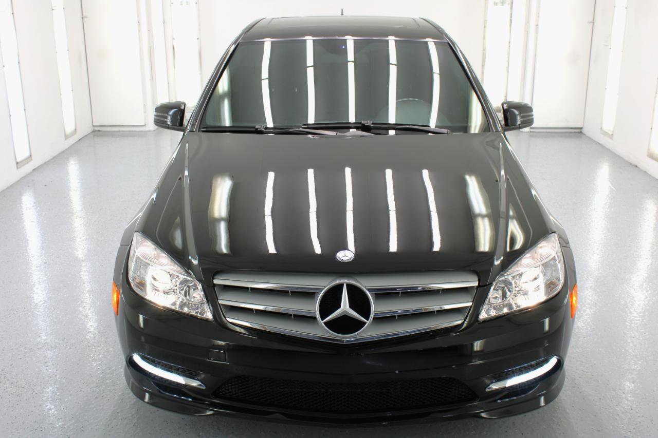 Used 2011 Mercedes-Benz C 300 Sedan image 3