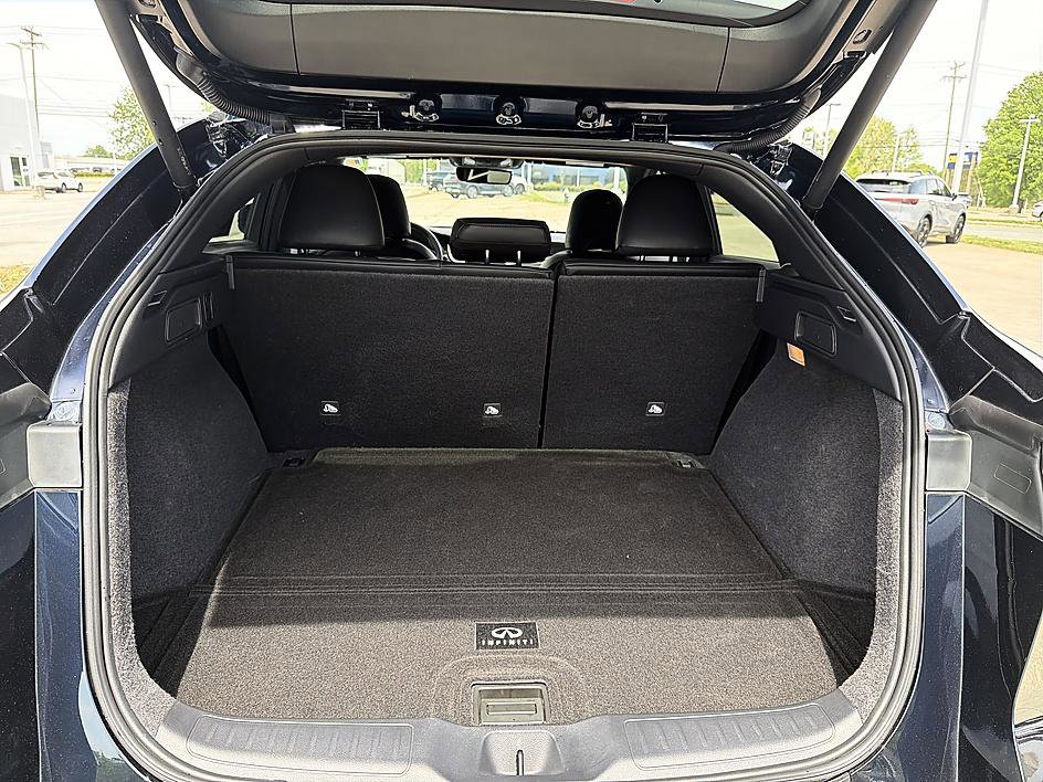 Certified 2025 INFINITI QX55 Luxe w/ Cargo Package image 4