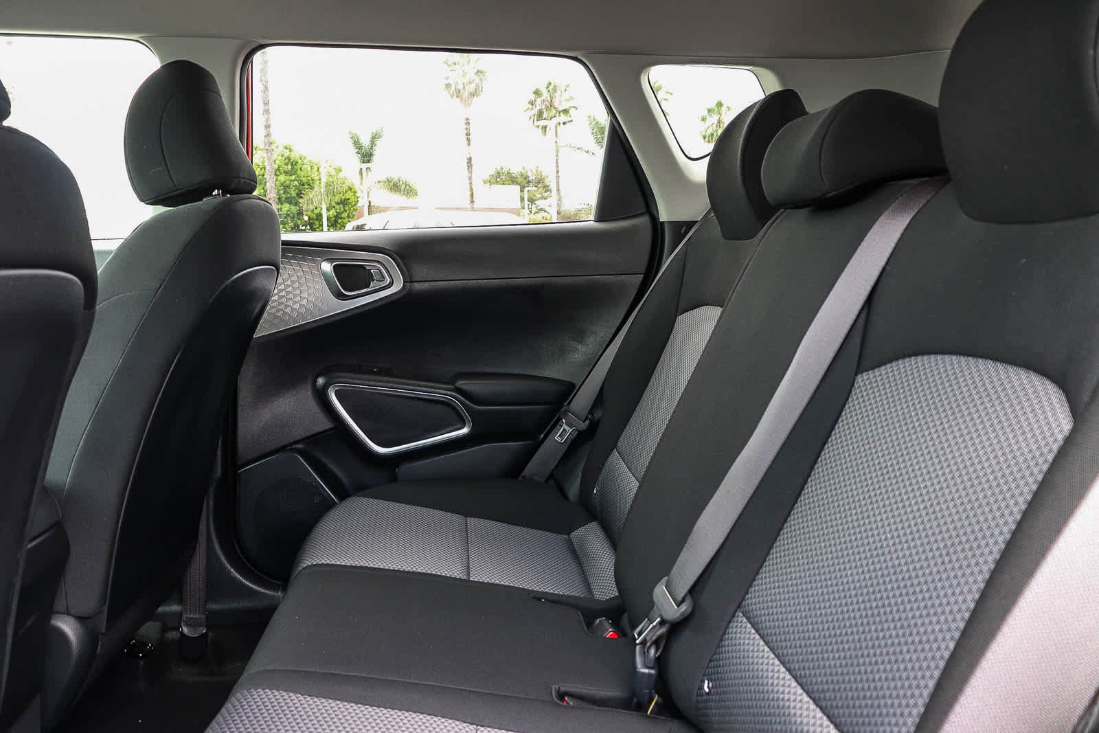 Used 2023 Kia Soul S FWD image 24