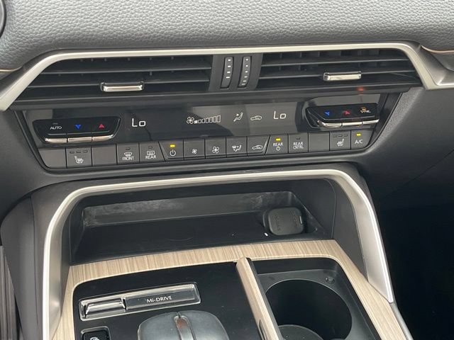 Used 2024 MAZDA CX-90 Plug-In Hybrid w/ Premium Pkg AWD/4WD image 28