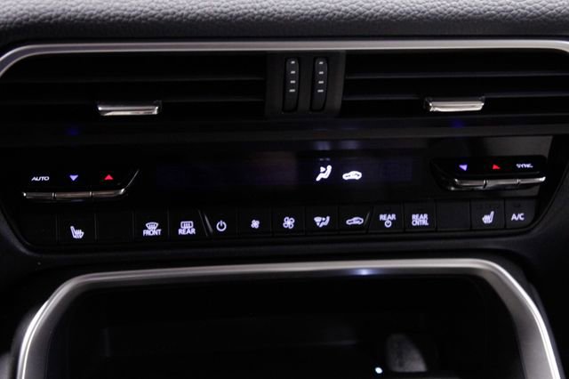 Used 2024 MAZDA CX-90 Plug-In Hybrid w/ Premium Pkg AWD/4WD image 31