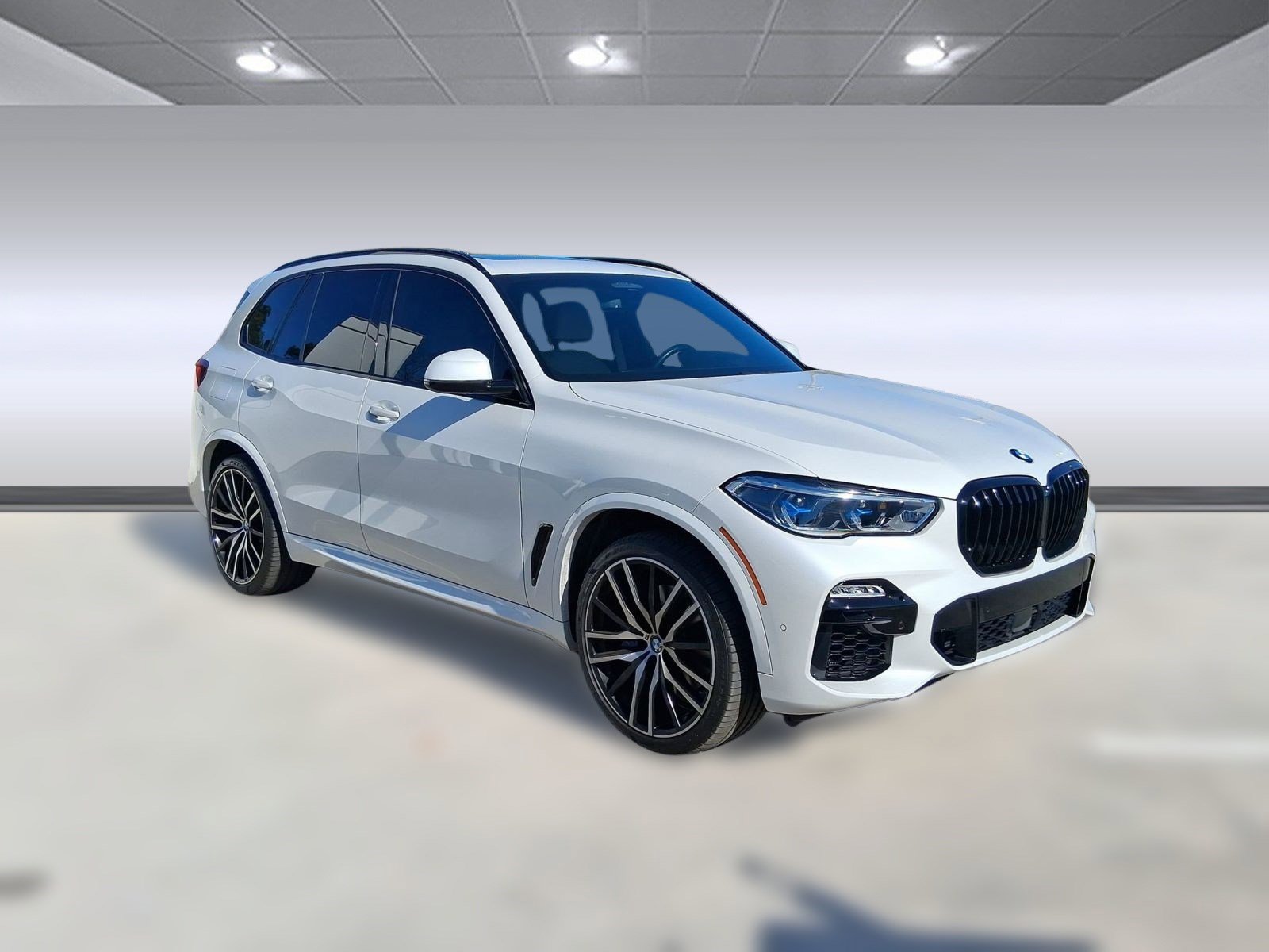 Used 2021 BMW X5 xDrive40i w/ M Sport Package image 7