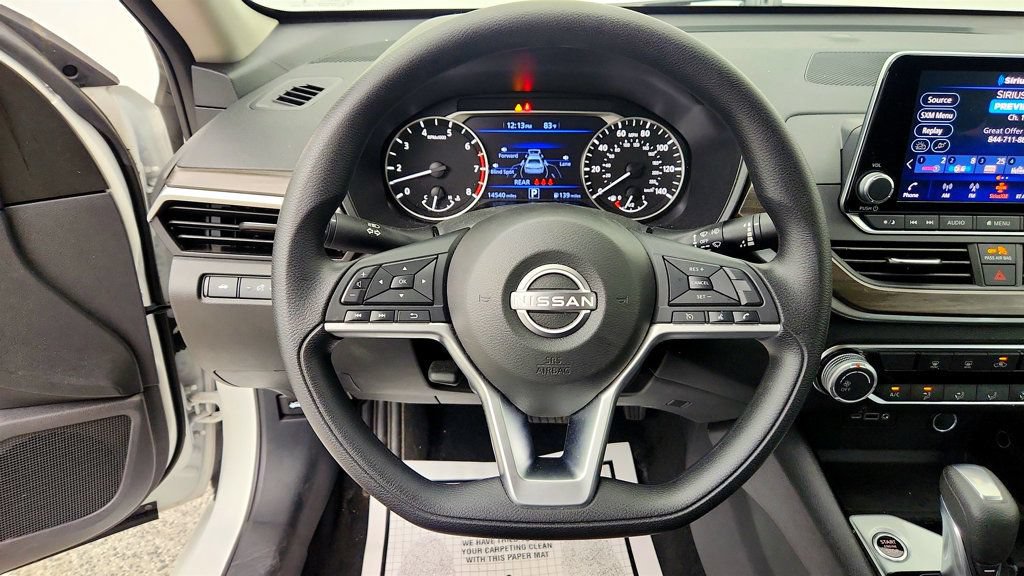 Used 2024 Nissan Altima 2.5 SV AWD/4WD image 12