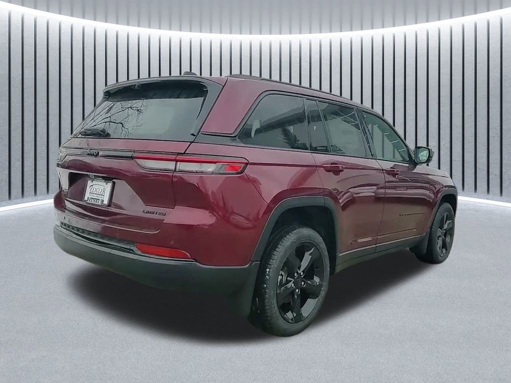 New 2025 Jeep Grand Cherokee Limited w/ Luxury Tech Group II image 8