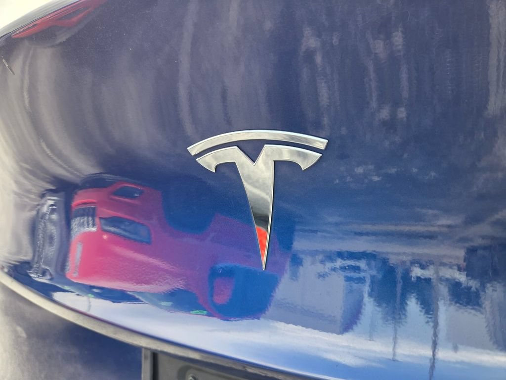 Used 2021 Tesla Model Y Long Range AWD/4WD image 13