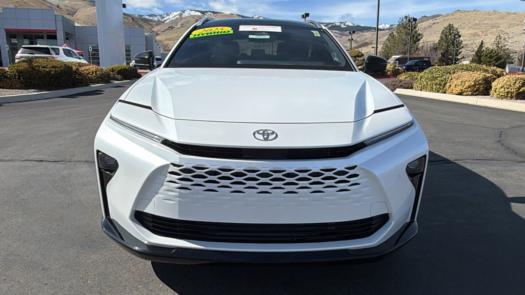 Certified 2025 Toyota Crown Signia w/ Advanced Technology Package image 8