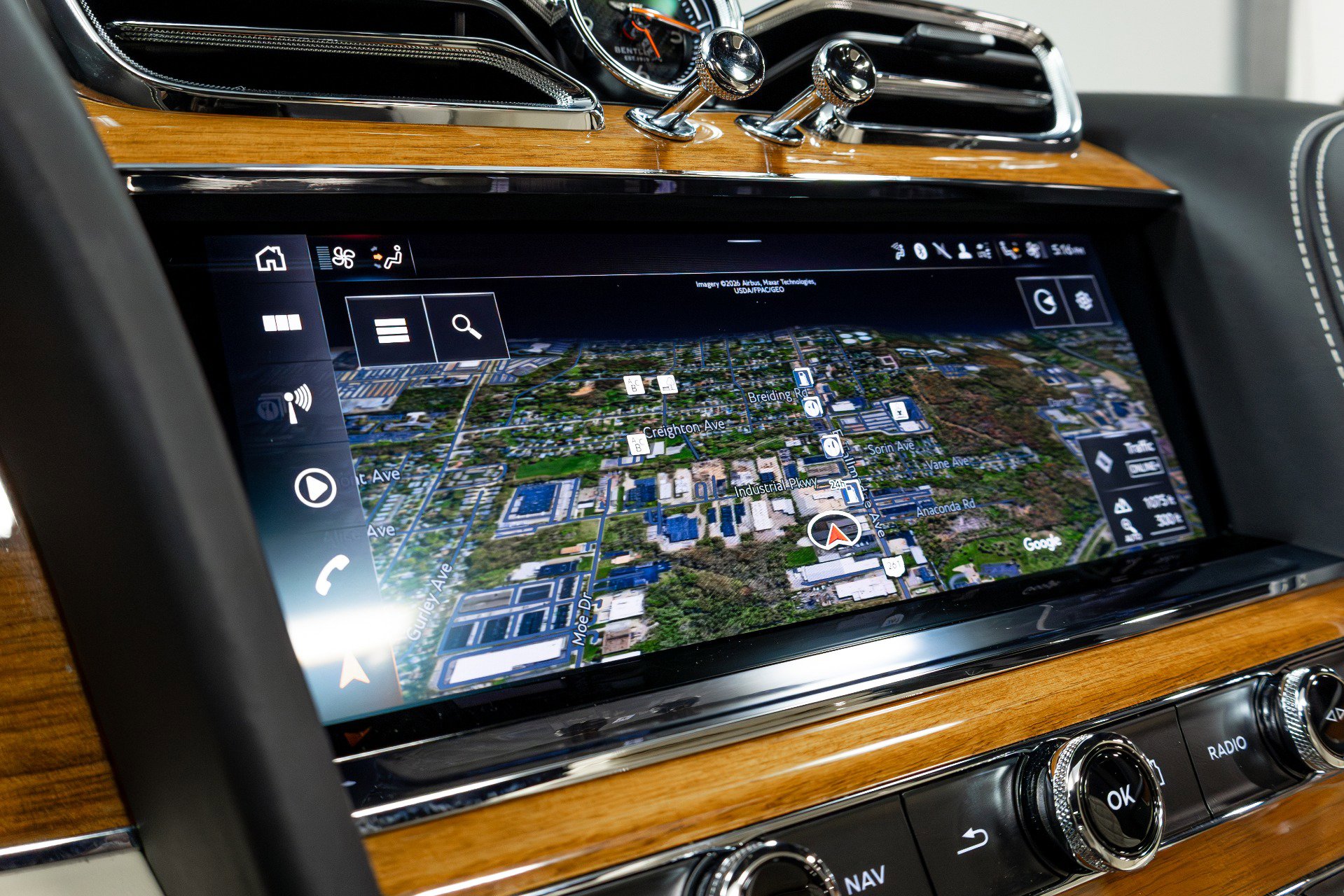 Used 2021 Bentley Bentayga w/ First Edition Specification AWD/4WD image 79