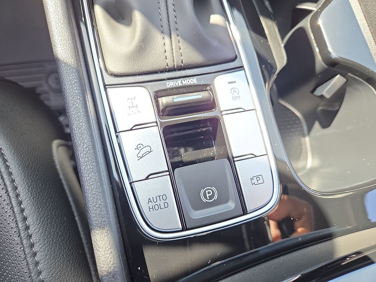 Used 2025 Hyundai Tucson SEL AWD/4WD image 24