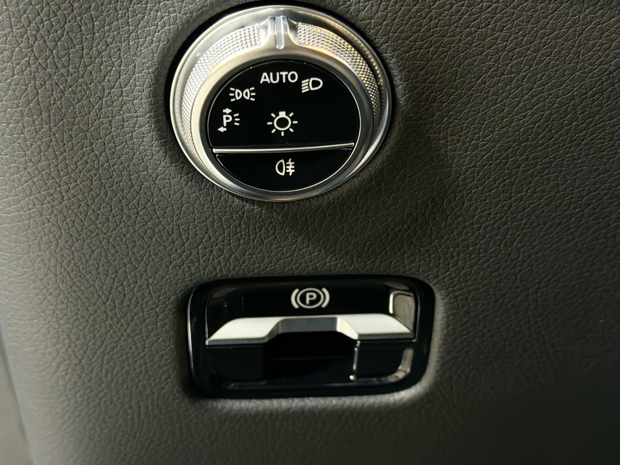 Used 2025 Mercedes-Benz GLC 63 AMG S image 35