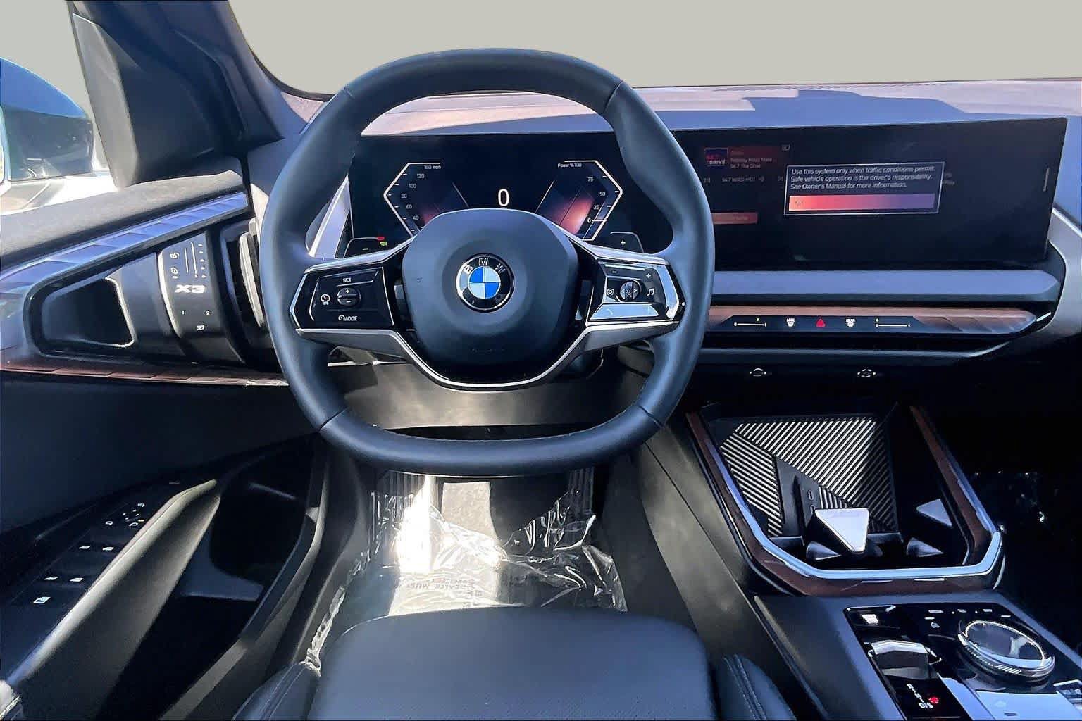 Used 2025 BMW X3 xDrive30i w/ Premium Package AWD/4WD image 6