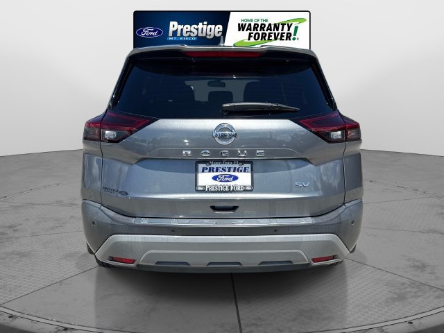 Used 2021 Nissan Rogue SV FWD image 5