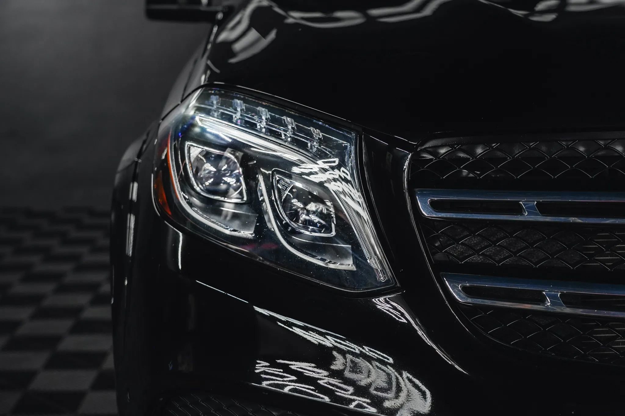 Used 2017 Mercedes-Benz GLS 550 GLS 550 Sport Utility 4D image 12