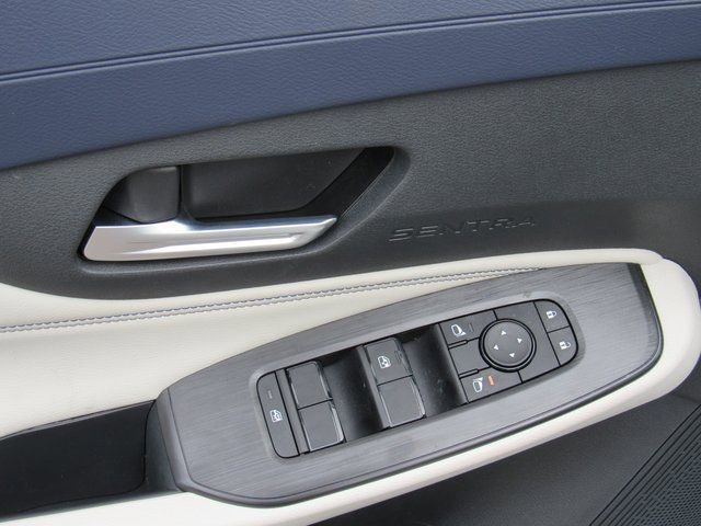 Used 2026 Nissan Sentra SL w/ Floor Mat Package FWD image 11