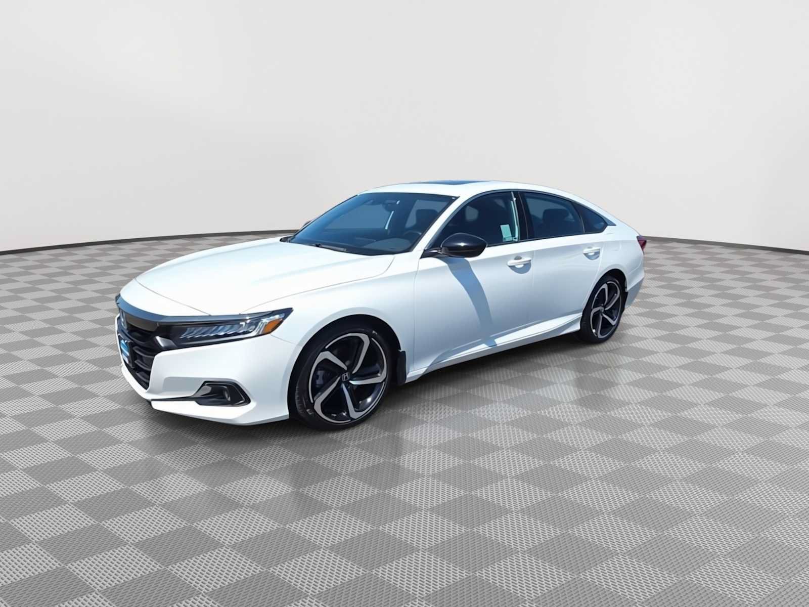 Used 2022 Honda Accord Sport image 4