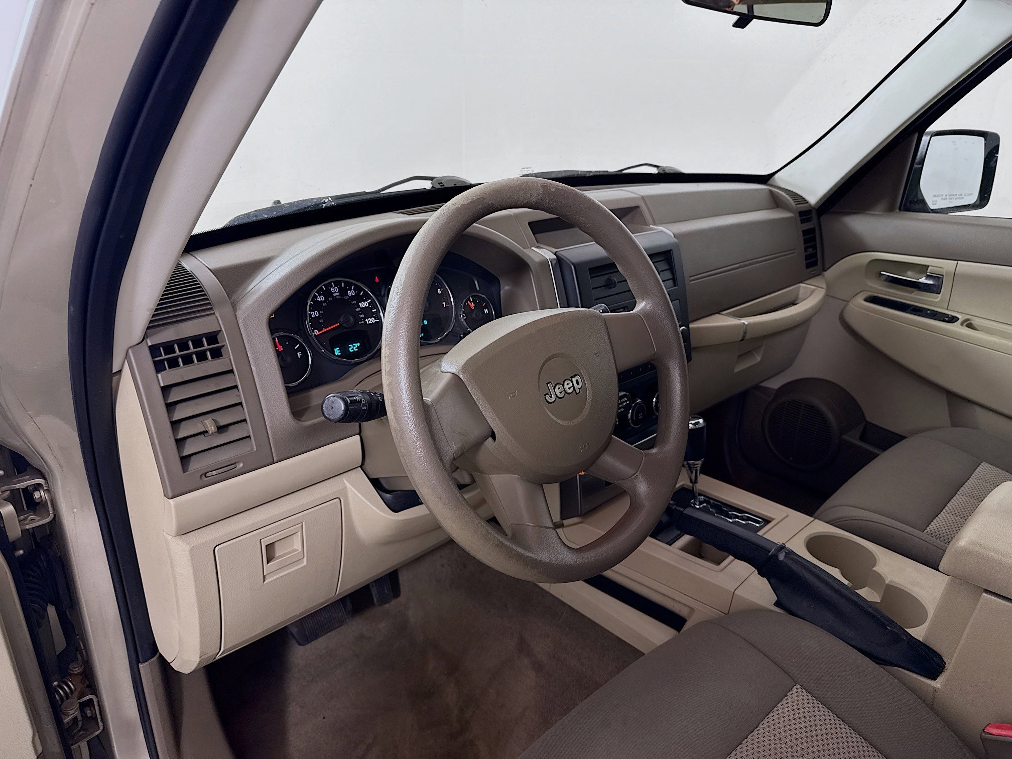 Used 2010 Jeep Liberty Sport w/ Popular Equipment Group image 7