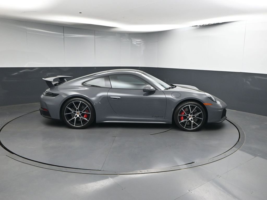 Certified 2026 Porsche 911 GTS image 29